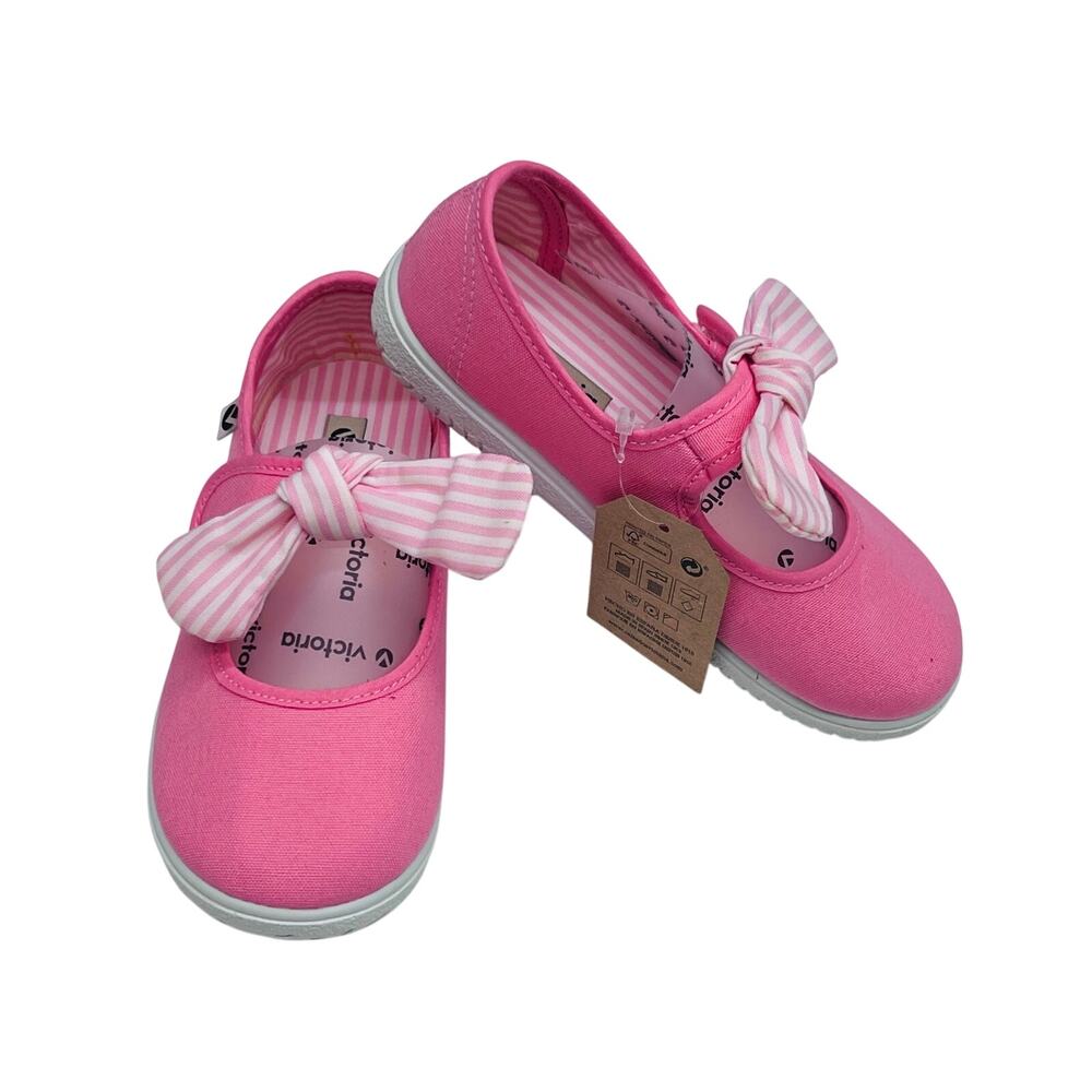 NWT Victoria Size 29 (US 11.5) Flamingo Pink Mary Janes with Bow